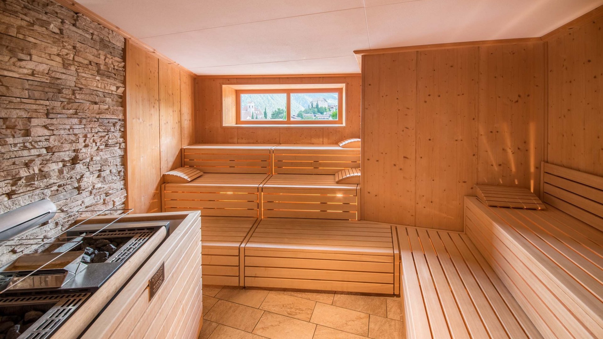 Una suite con spa privata in Alto Adige è pronta per voi Una suite con spa privata in Alto Adige è pronta per voi