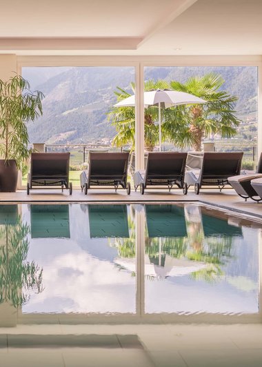 Un hotel a Scena con piscina da togliere il fiato! Un hotel a Scena con piscina da togliere il fiato!