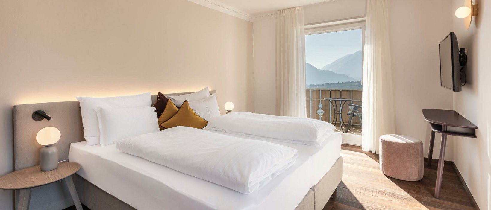 Unsere Zimmer erstrahlen in neuem Glanz Unsere Zimmer erstrahlen in neuem Glanz